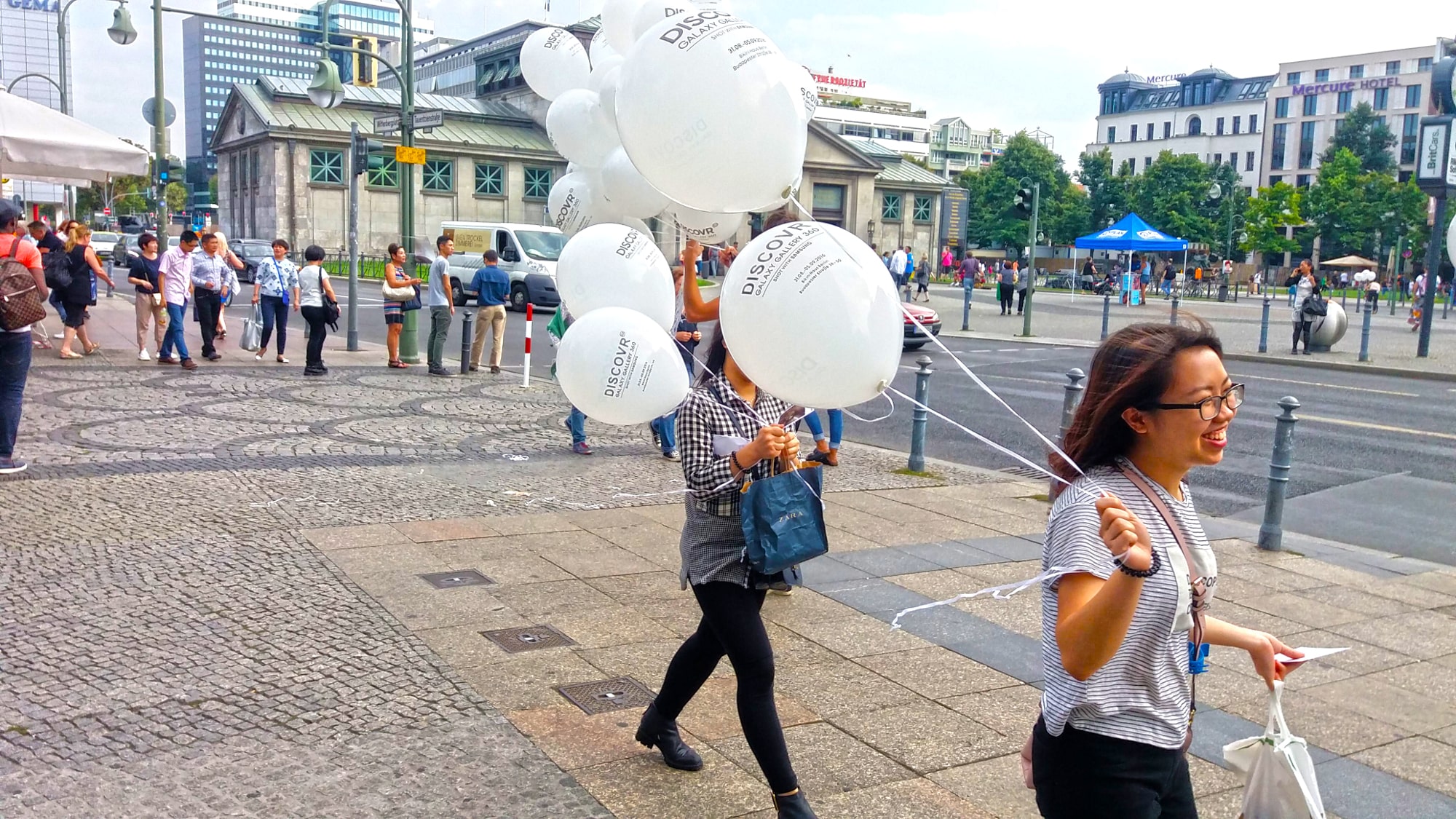 Promotion Idee - Werbung mit Luftballons
